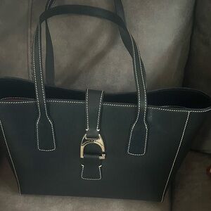 Brand new small Shannon Tote. Never been carried. Is absolutely gorgeous!